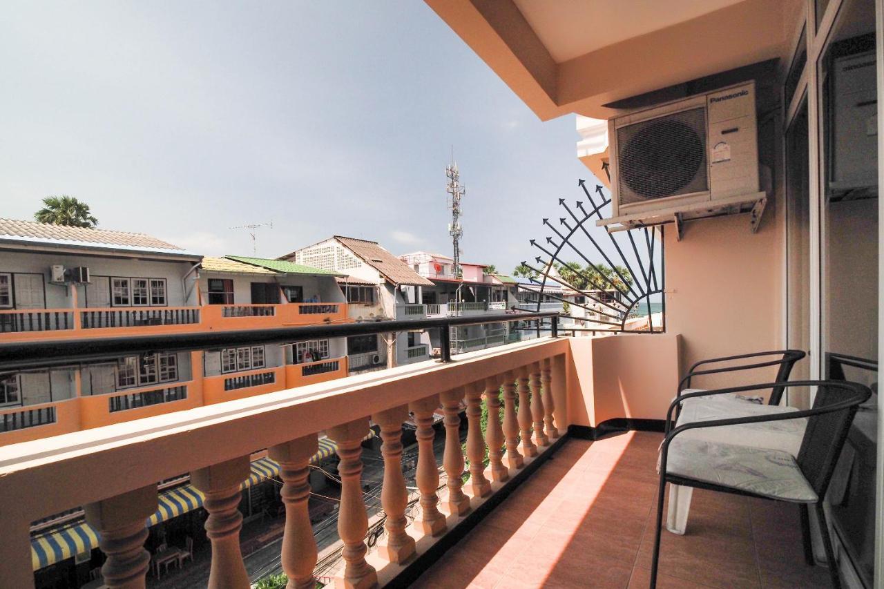 Oyo 963 Sunshine Guesthouse Pattaya Exterior photo