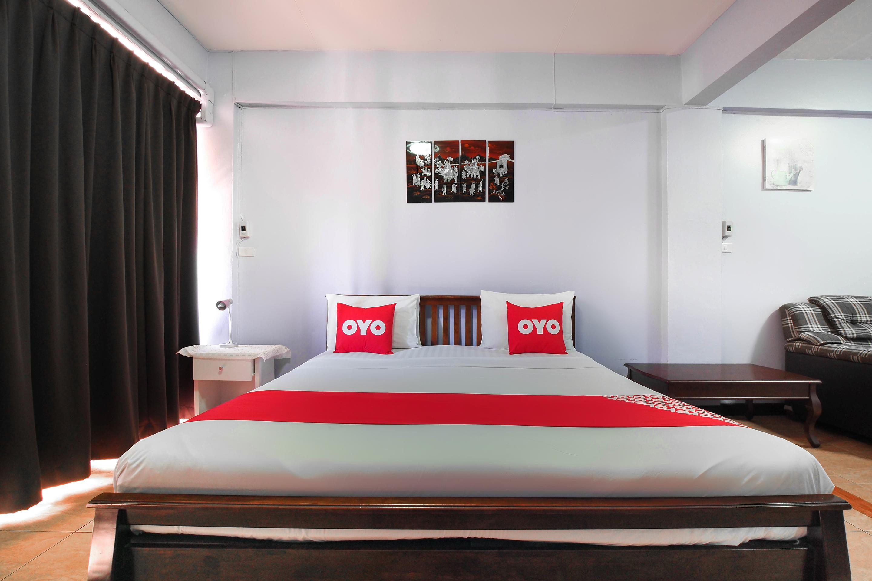Oyo 963 Sunshine Guesthouse Pattaya Exterior photo
