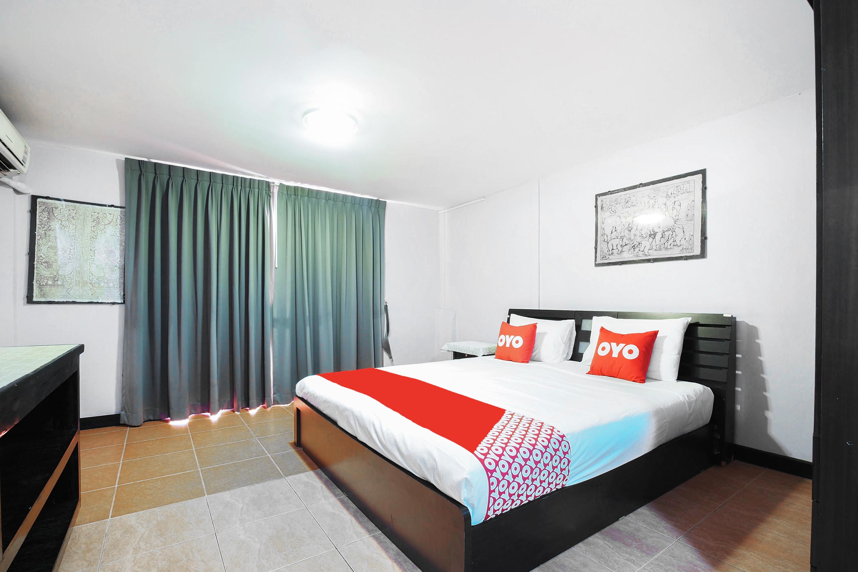 Oyo 963 Sunshine Guesthouse Pattaya Exterior photo