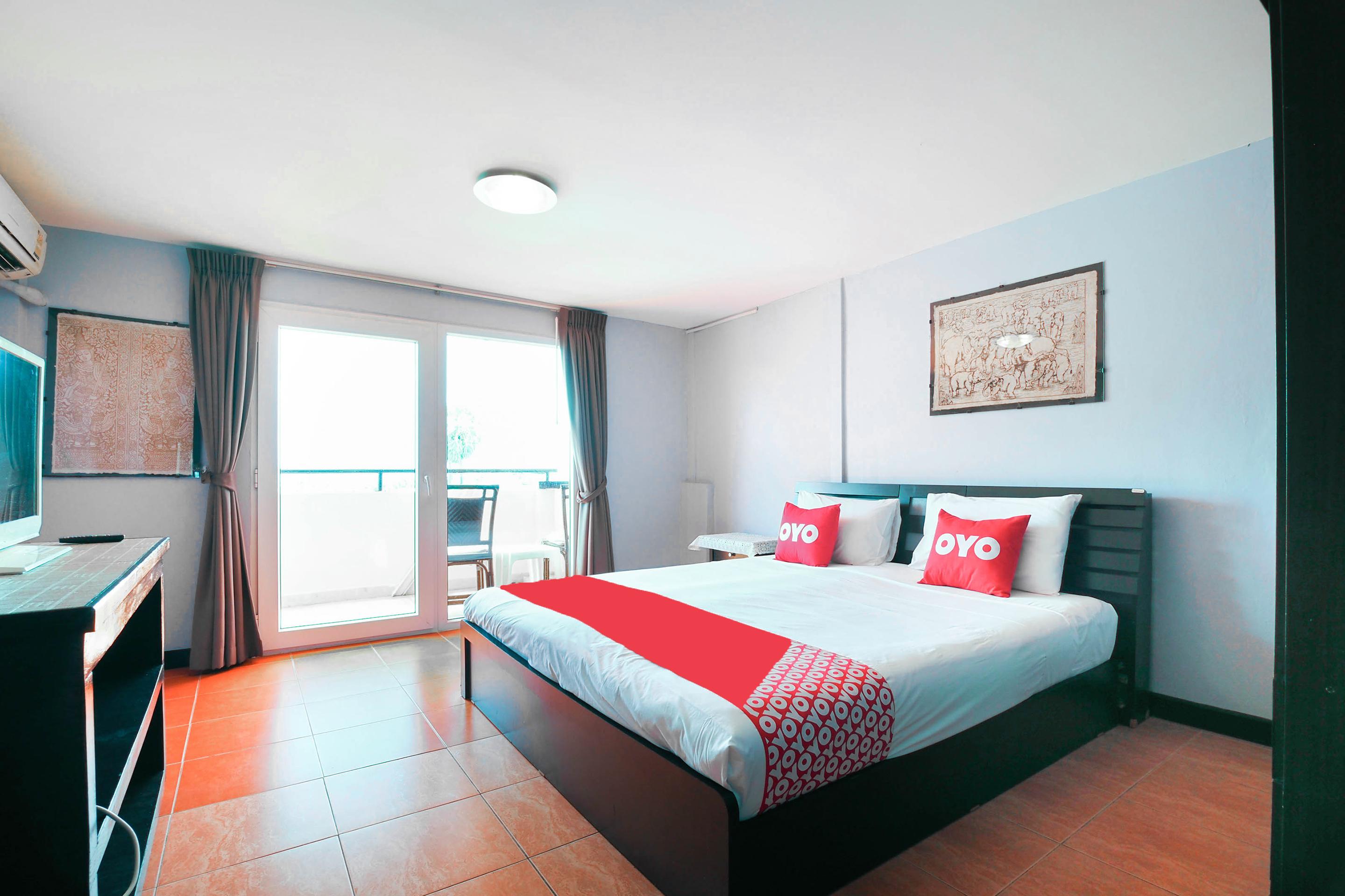 Oyo 963 Sunshine Guesthouse Pattaya Exterior photo