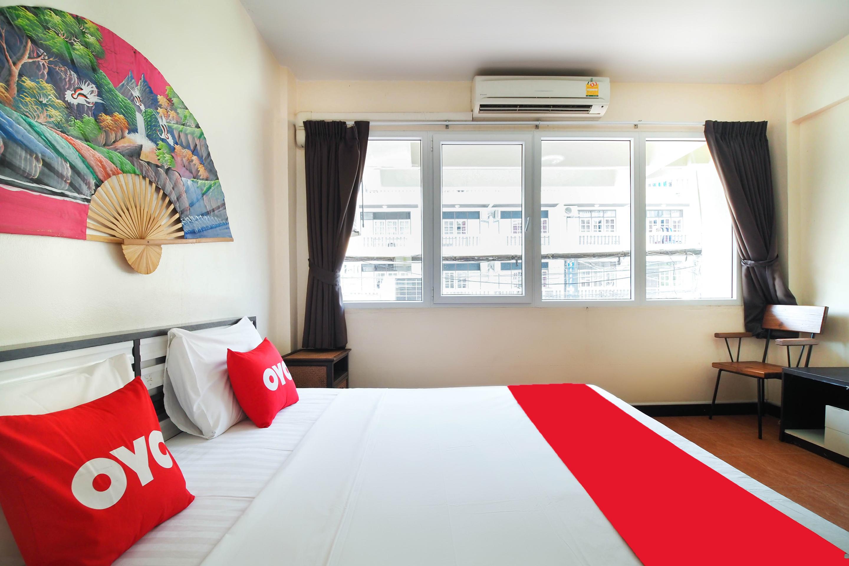 Oyo 963 Sunshine Guesthouse Pattaya Exterior photo