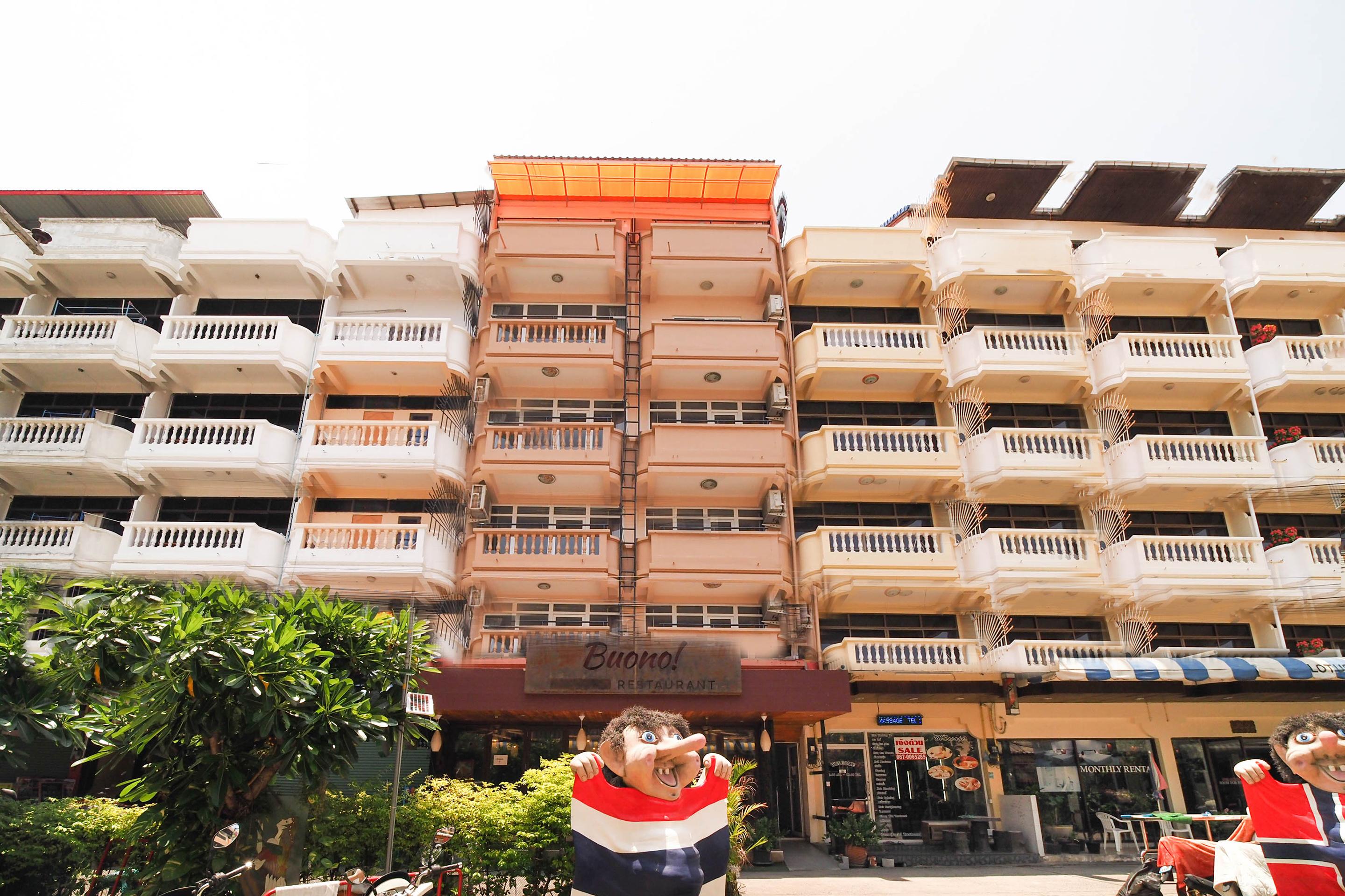Oyo 963 Sunshine Guesthouse Pattaya Exterior photo